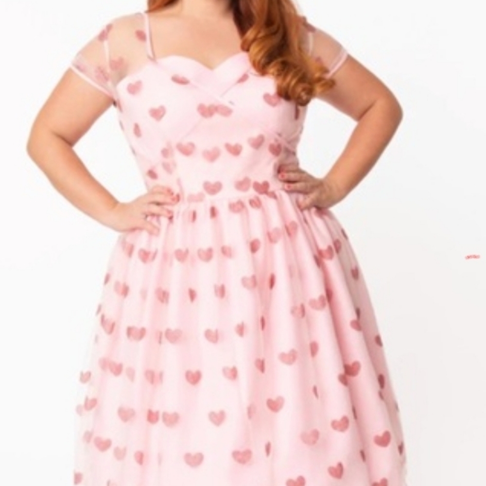 Unique Vintage Pink Lace Heart Dress